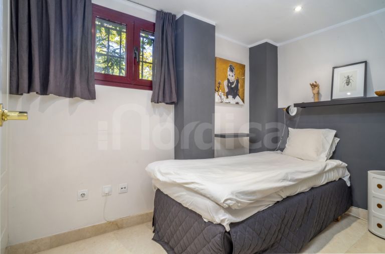 Markplanslägenhet till salu i San Pedro Playa