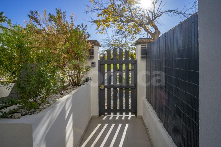 Markplanslägenhet till salu i San Pedro Playa