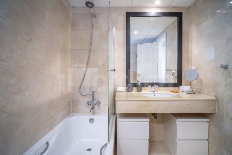 Markplanslägenhet till salu i San Pedro Playa