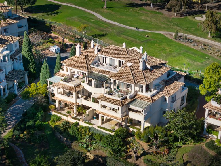 Apartment for sale in Las Alamandas