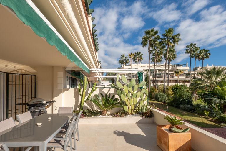 Apartment for sale in Lorcrimar