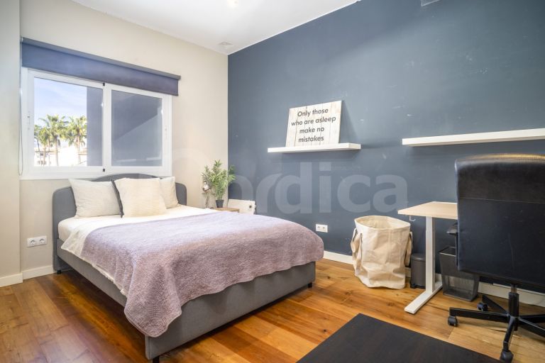 Apartment for sale in Royal Gardens