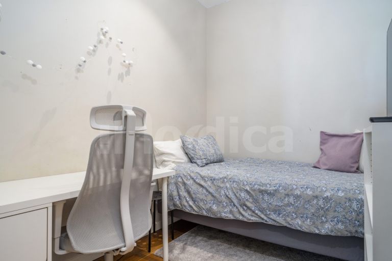 Apartment for sale in Royal Gardens