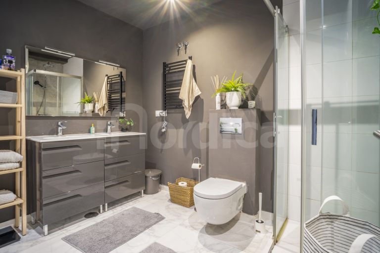 Apartment for sale in Royal Gardens