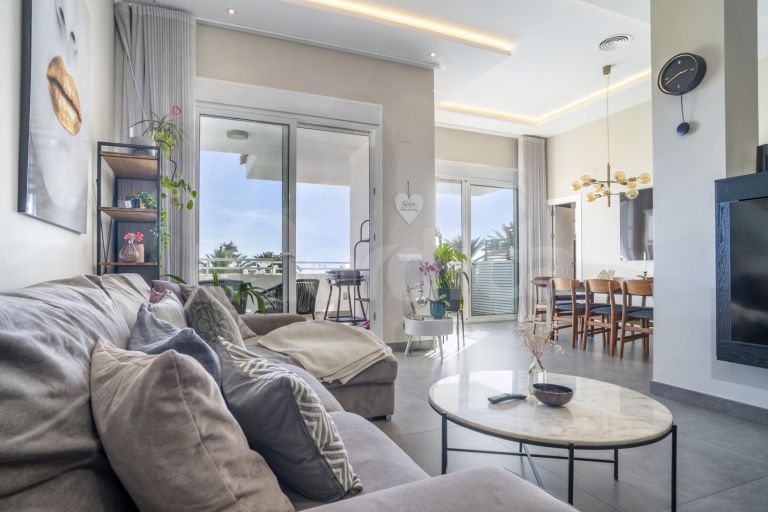 Apartment for sale in Royal Gardens