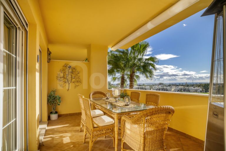 Apartment for sale in Cumbres del Rodeo