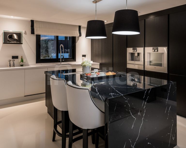 Villa for sale in Los Naranjos