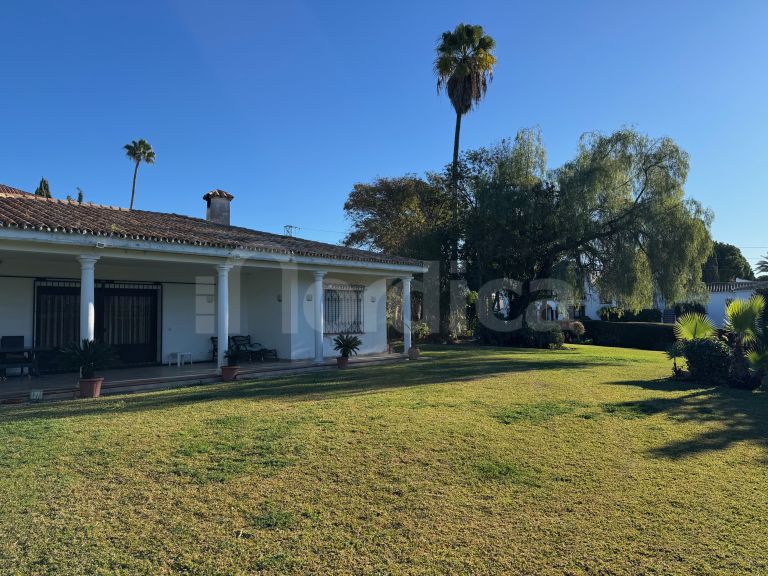 Villa till salu i Paraiso Medio