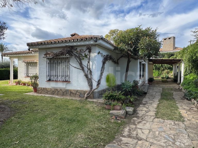 Villa till salu i Paraiso Medio