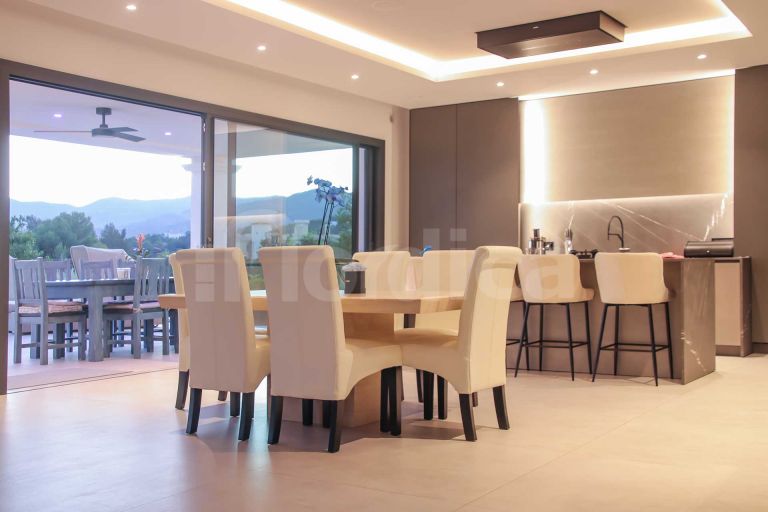 Villa zu verkaufen in Marbella Club Golf Resort