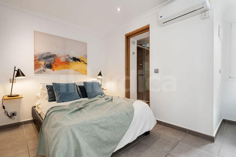 Semi Detached Villa for sale in La Campana