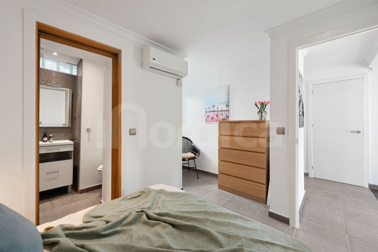 Semi Detached Villa for sale in La Campana