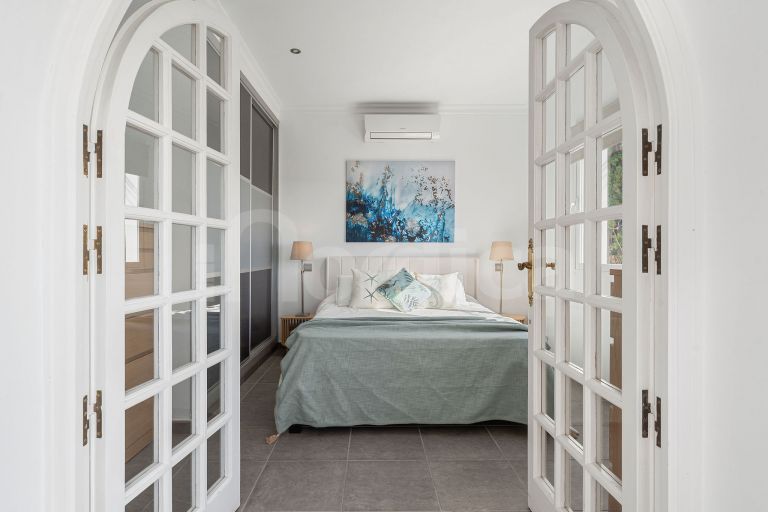 Semi Detached Villa for sale in La Campana