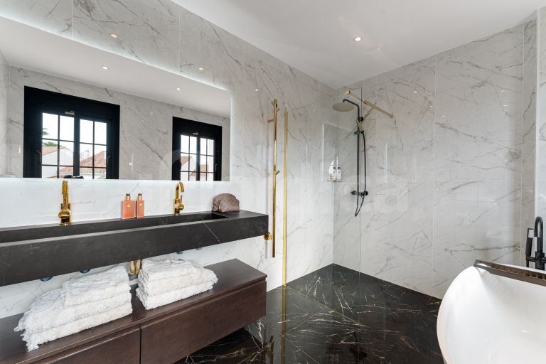 Villa for sale in Monte Biarritz