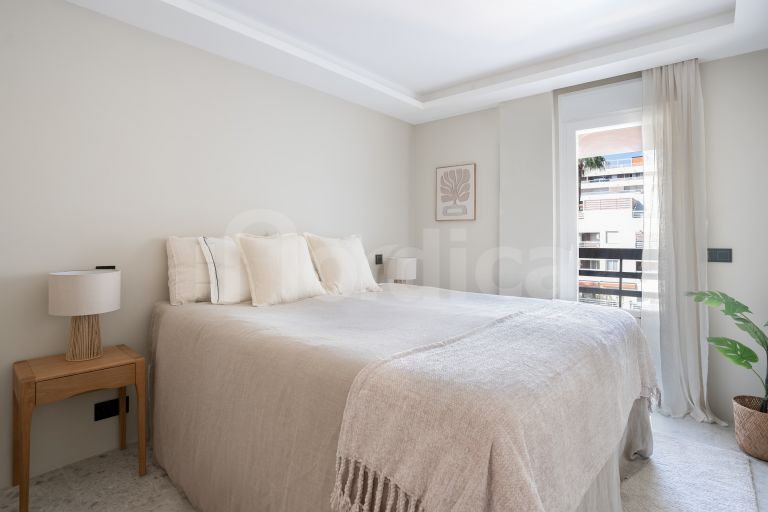 Takvåning till salu i