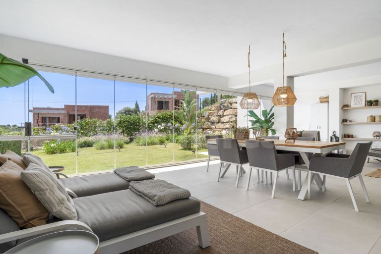 Ground Floor Apartment for sale in Estepona Golf