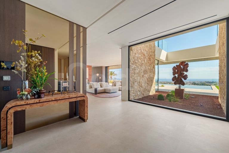 Villa for sale in El Herrojo