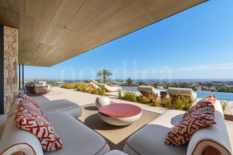 Villa for sale in El Herrojo