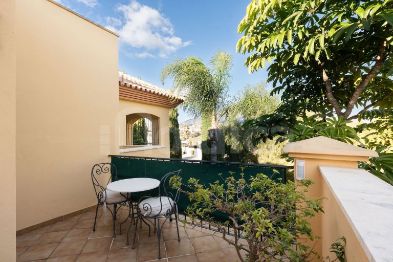 Penthouse for sale in Cumbres del Rodeo