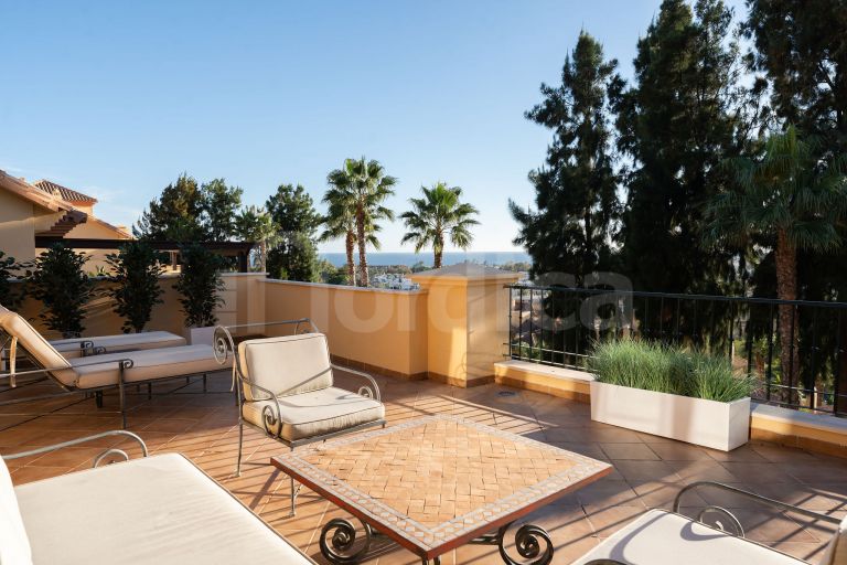 Penthouse for sale in Cumbres del Rodeo