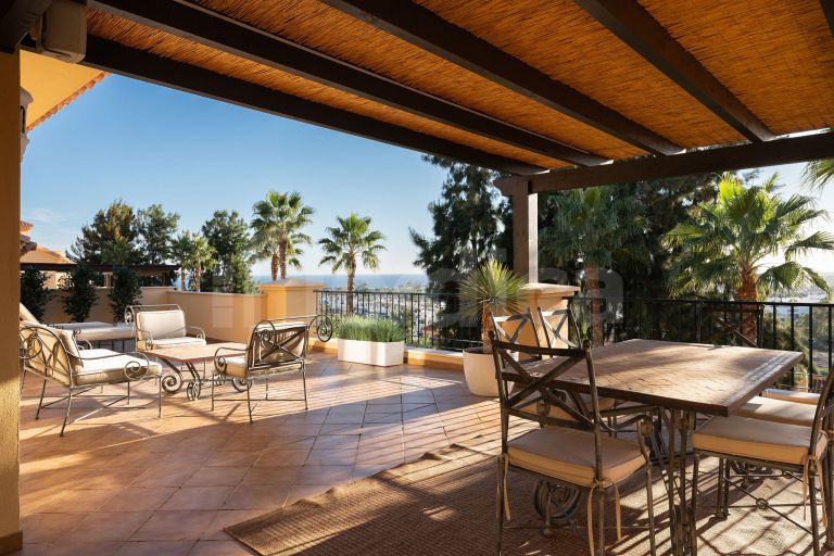 Penthouse for sale in Cumbres del Rodeo