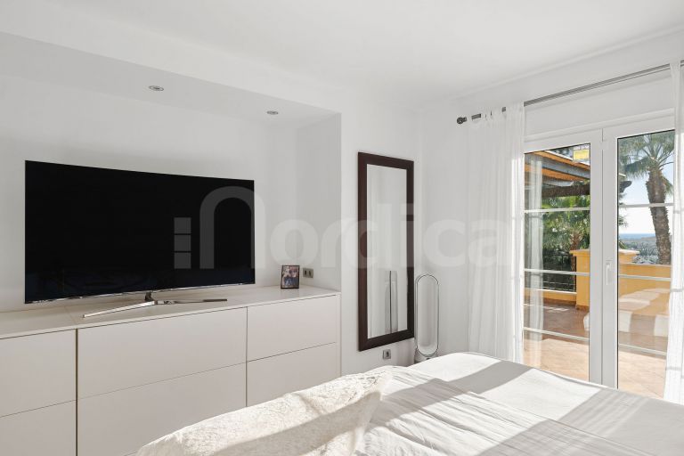 Penthouse for sale in Cumbres del Rodeo