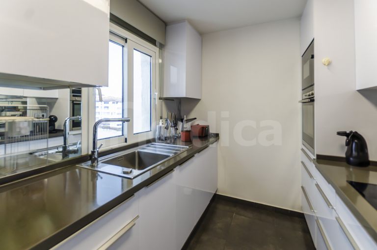 Takvåning till salu i Jardines del Puerto