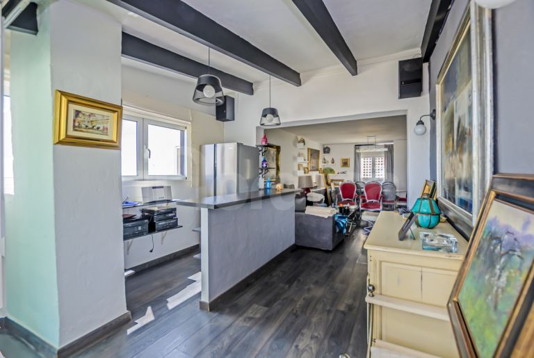 Takvåning till salu i Jardines del Puerto