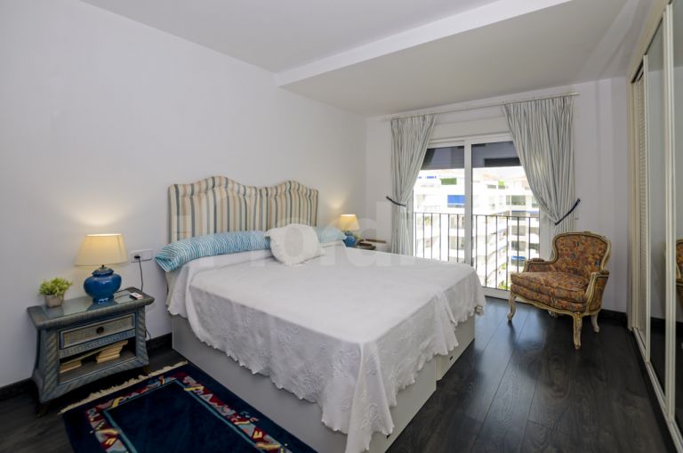 Takvåning till salu i Jardines del Puerto