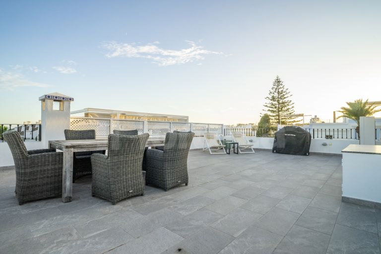 Radhus till salu i Aloha Pueblo