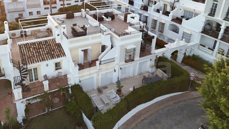 Radhus till salu i Aloha Pueblo