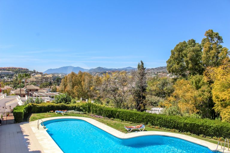 Radhus till salu i Aloha Pueblo