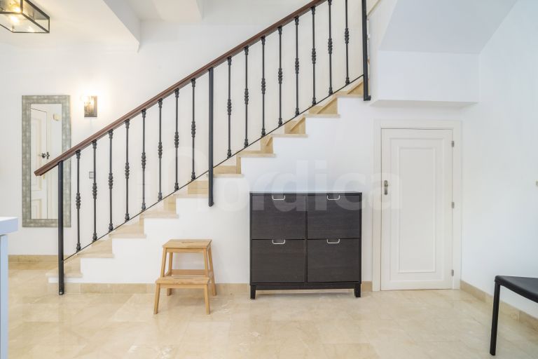 Radhus till salu i Aloha Pueblo