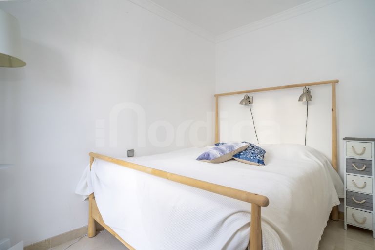 Radhus till salu i Aloha Pueblo