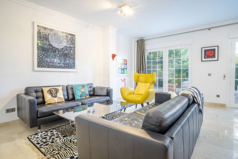 Radhus till salu i Aloha Pueblo