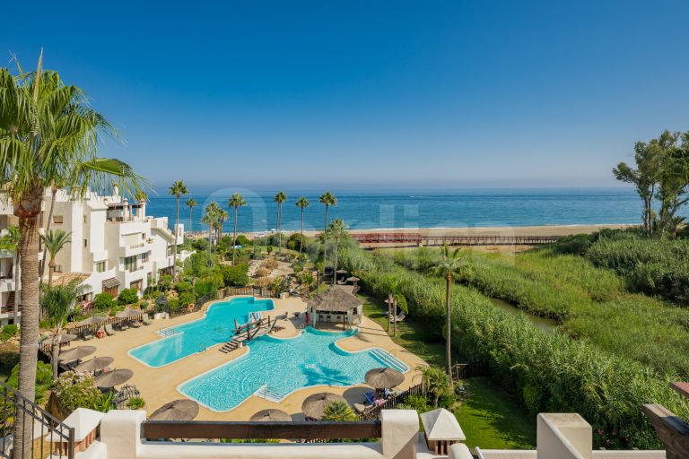 Duplex Penthouse for sale in Bahía del Velerín