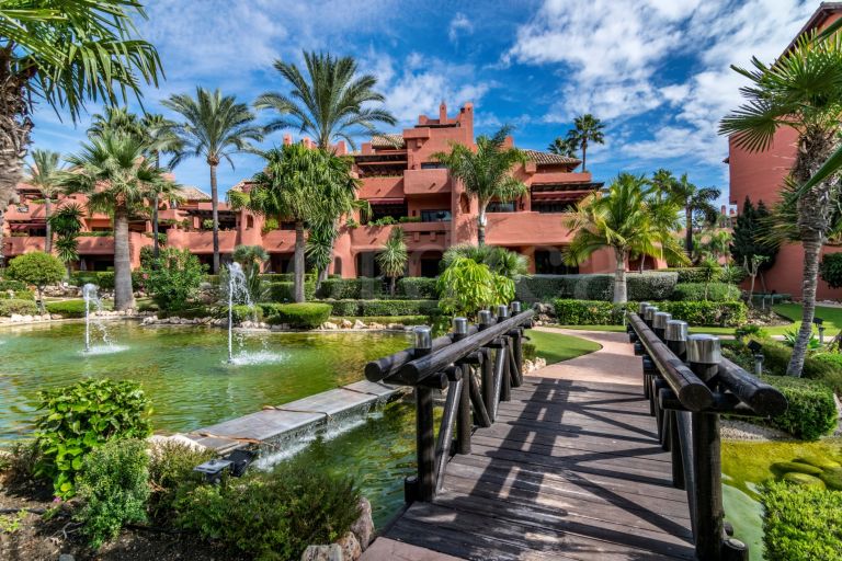 Elegant Andalusian-Style Duplex Penthouse on the Golden Mile