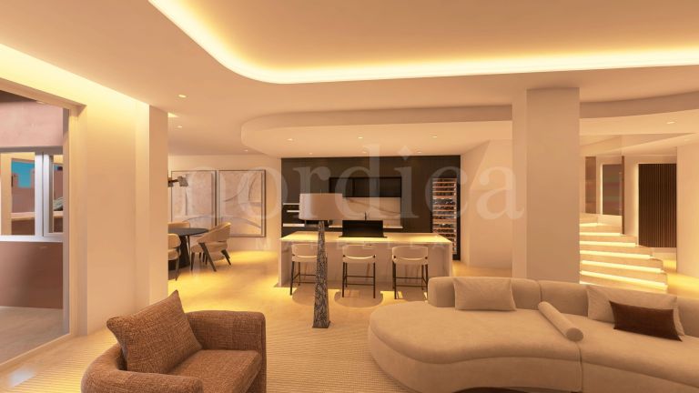 Elegant Andalusian-Style Duplex Penthouse on the Golden Mile
