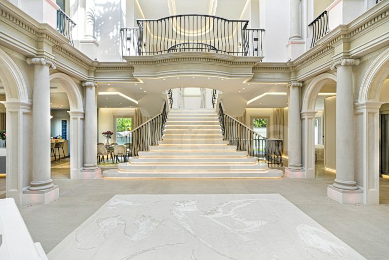 Villa for sale in Sierra Blanca