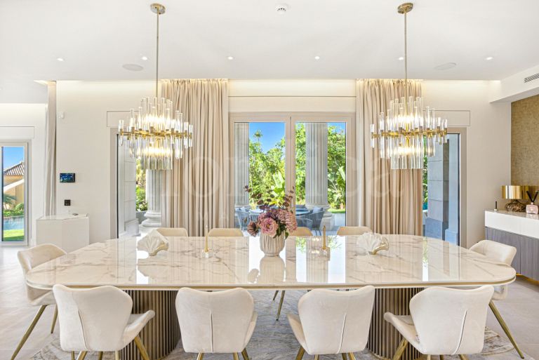 Villa for sale in Sierra Blanca