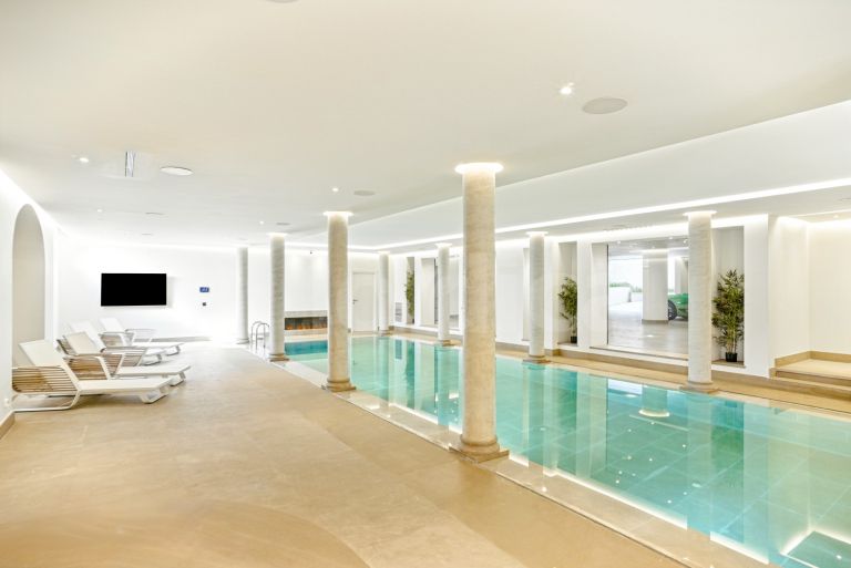 Villa for sale in Sierra Blanca