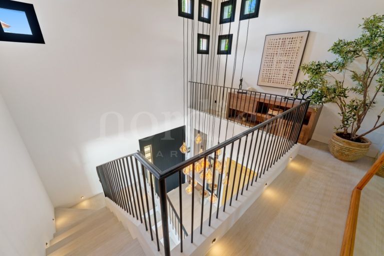 Villa zu verkaufen in Nueva Andalucia