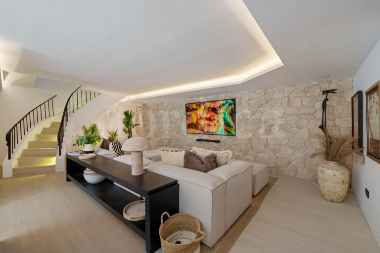 Villa zu verkaufen in Nueva Andalucia