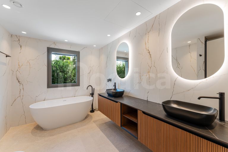 Villa for sale in La Cerquilla