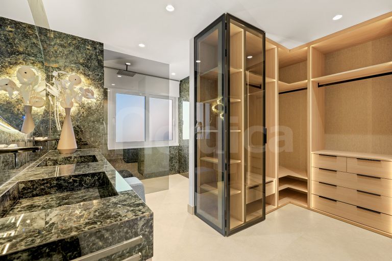 Penthouse for sale in Cabo Bermejo