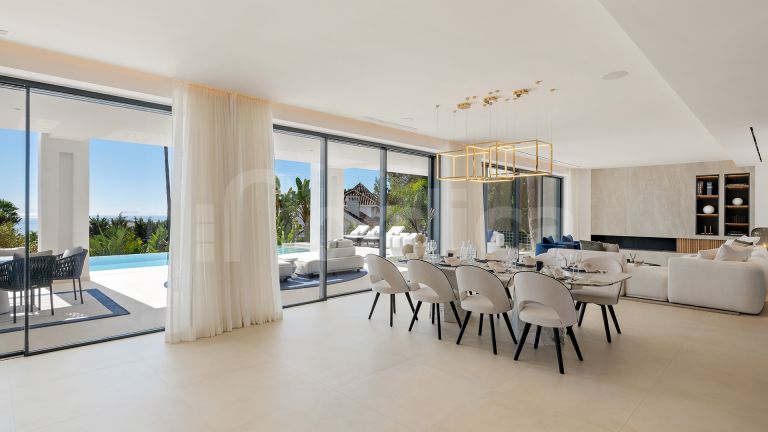 Villa for sale in Sierra Blanca