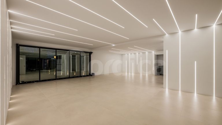 Villa for sale in Sierra Blanca