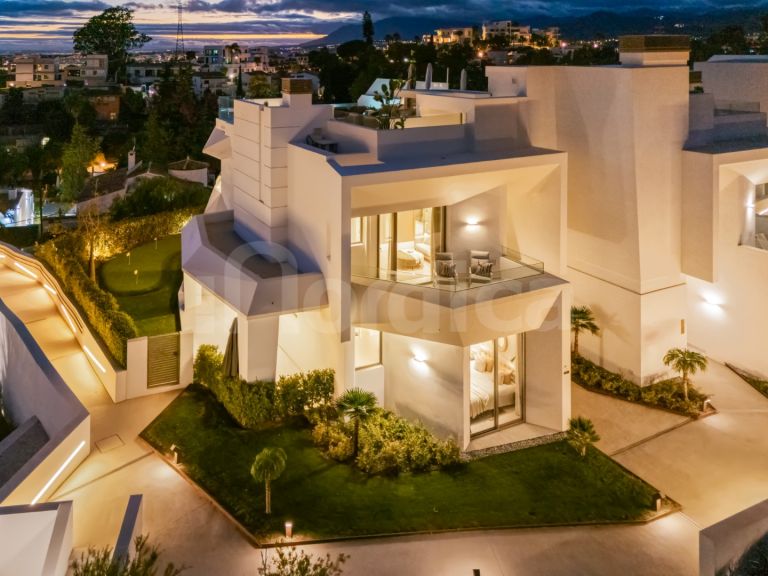 Semi Detached Villa for sale in Celeste Marbella