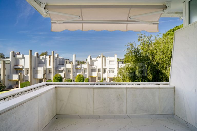 Apartment for sale in Los Granados Golf