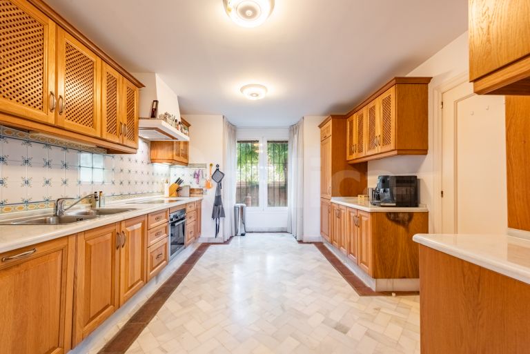 Semi Detached Villa for sale in La Perla de la Bahía